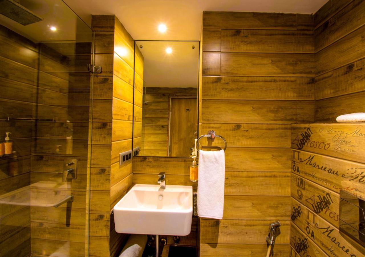 Bloom Hotel - Gachibowli Haydarabad Dış mekan fotoğraf