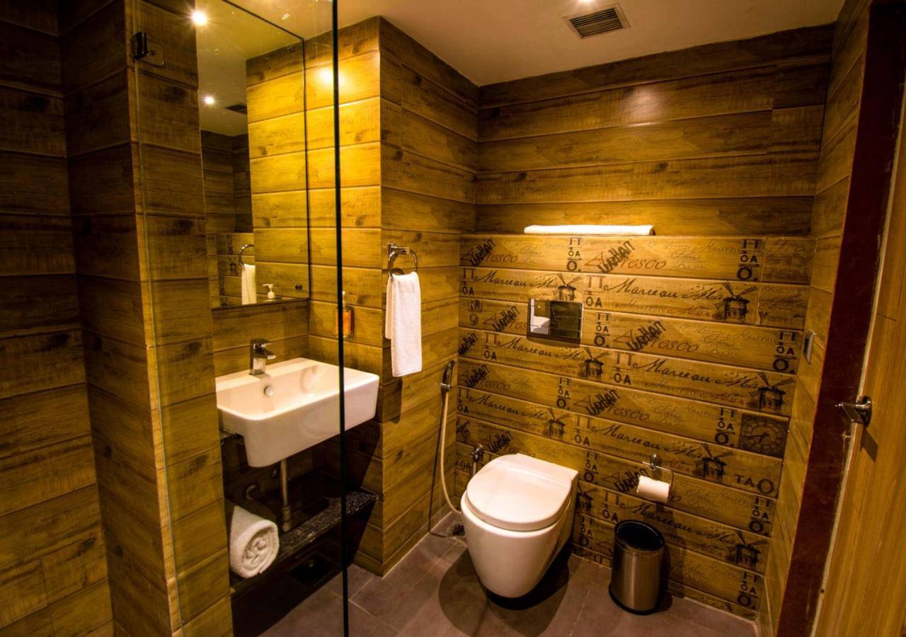 Bloom Hotel - Gachibowli Haydarabad Dış mekan fotoğraf